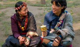 藏族兄妹爆料事件视频,揭秘背后惊人真相