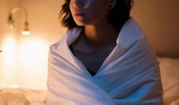 泰国女记者爆料视频播放,泰国女记者爆料视频引发热议